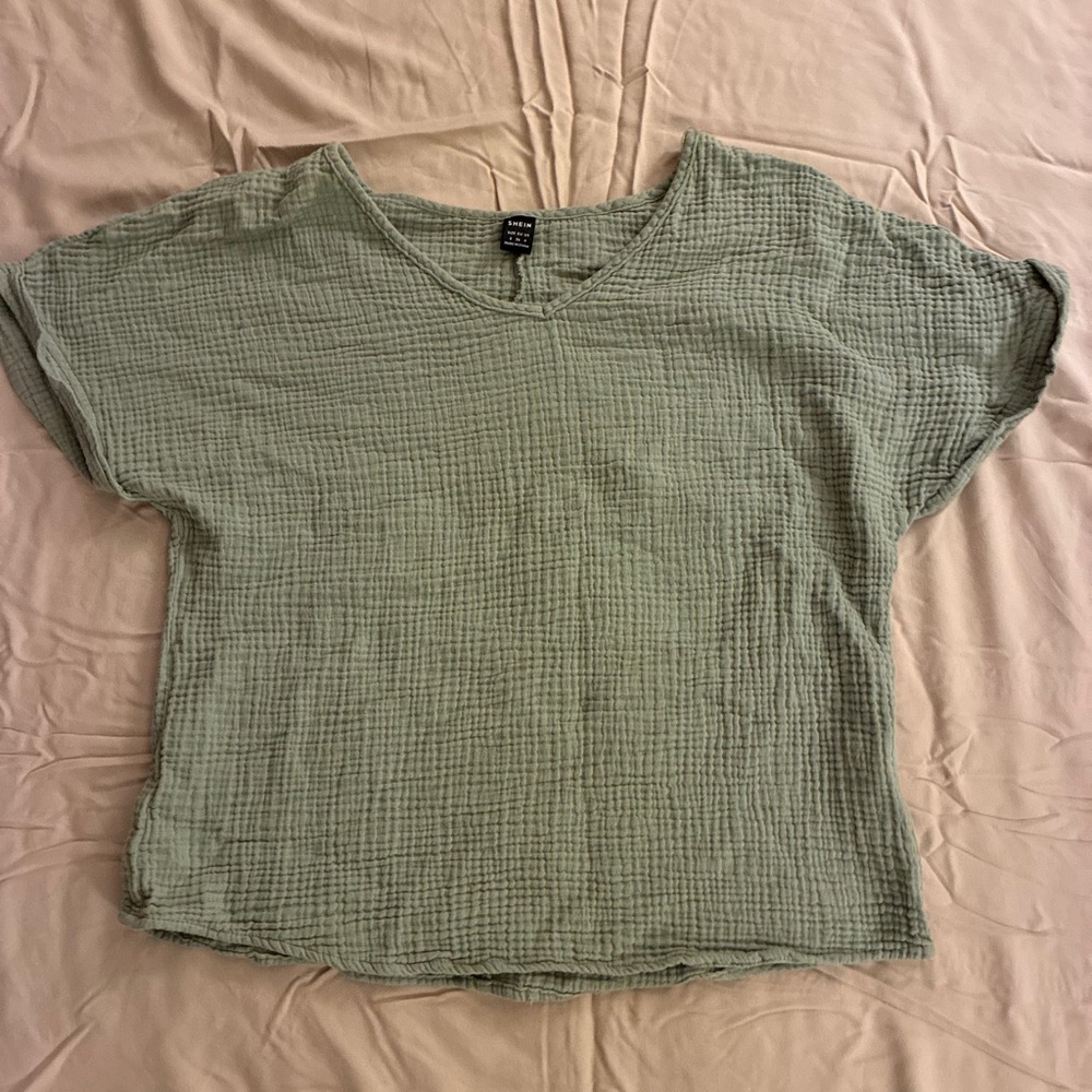 Women's Green Linen V-Neck Top